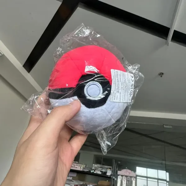 Plush Poké Ball